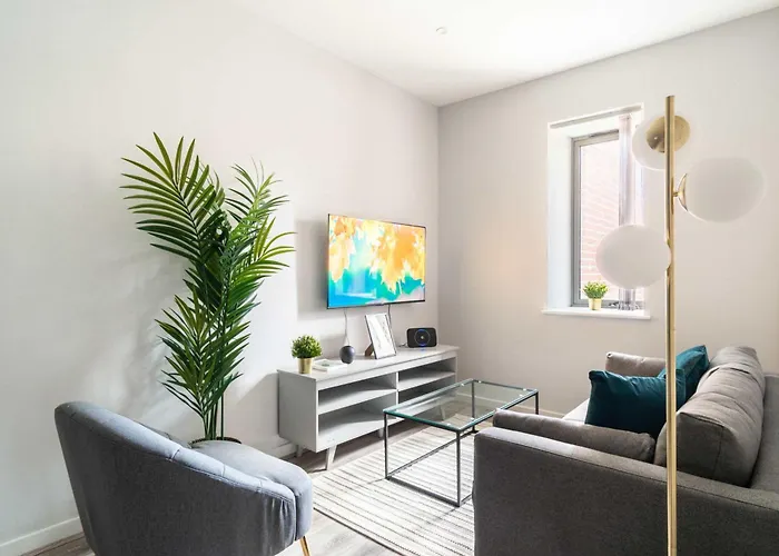 Charming 2 Bed Apartment In Waterloo Liverpool