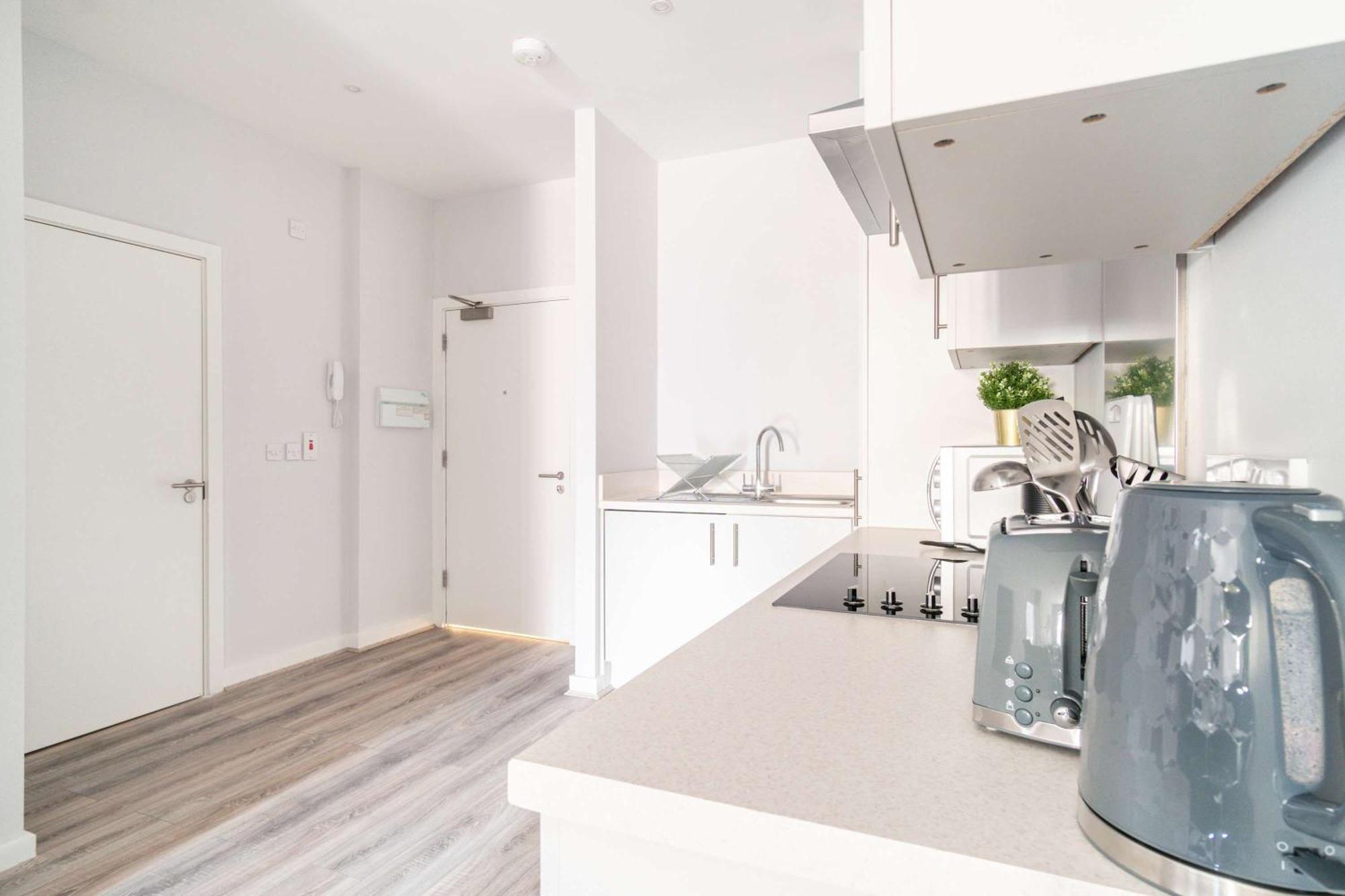 Charming 2 Bed In Waterloo
